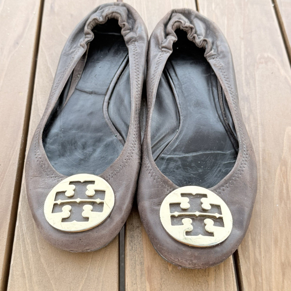 Tory Burch Minnie Gold Metal Logo Brown Leather Travel Ballerina Shoes 9